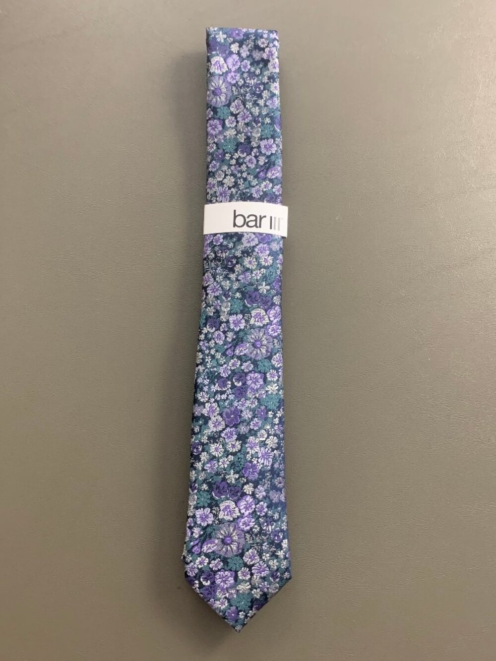 Bar III Men's 2.5'' Polyester Blend Slim Neck Tie, Lilac Purple Charland Floral